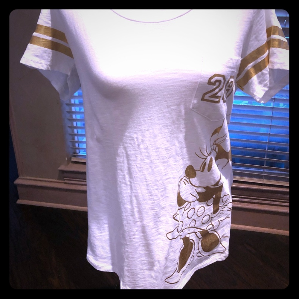Disney Park size large Minnie shirt